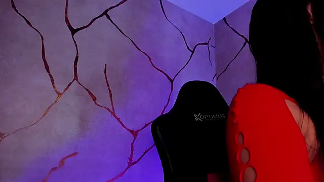 Elsalombardi  online show from 01.15.25