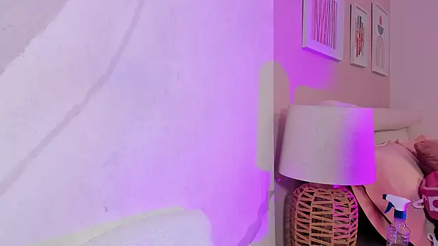 kristal blond online show from 10.02.25