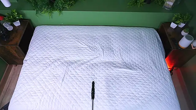 Snapshot of RaquelLust chatting on 03.23.25 RaquelLust online show from 03.23.25