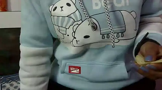 momo lov online show from 12.09.24