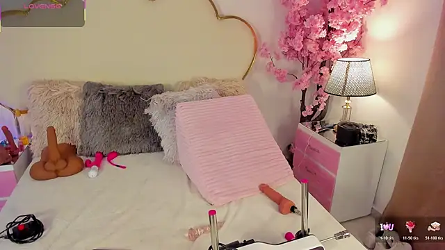 CahitlinBell online show from 02.12.26