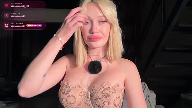Snapshot of Golden_Aline chatting on 06.16.26 Golden Aline online show from 06.16.26