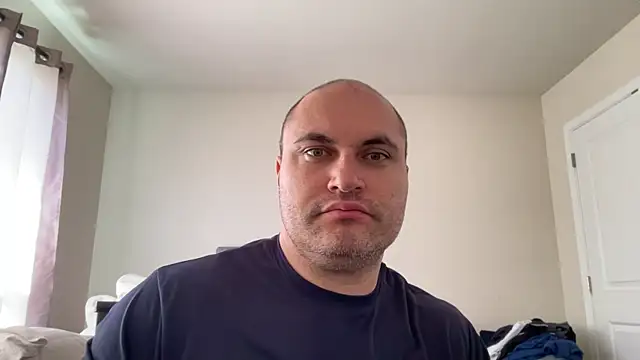 SluggishChase99 online show from 04.21.26