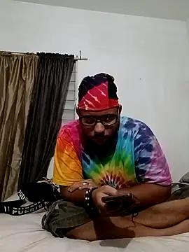 Snapshot of Dj-yefri-pauta chatting on 12.21.24 Dj-yefri-pauta online show from 12.21.24