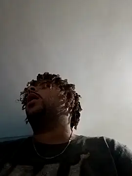 Snapshot of Dj-yefri-pauta chatting on 01.31.25 Dj-yefri-pauta online show from 01.31.25