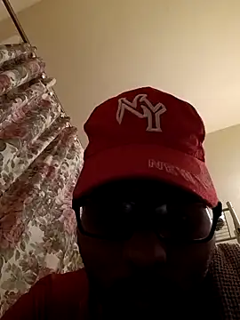 Snapshot of Dj-yefri-pauta chatting on 02.02.25 Dj-yefri-pauta online show from 02.02.25