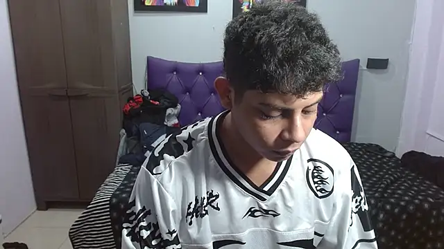 Wiiliam 20 online show from 12.20.25