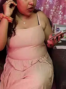Snapshot of joya_bhabi chatting on 02.05.25 joya bhabi online show from 02.05.25