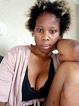 Snapshot of PerfectionBerrie chatting on 02.23.26 PerfectionBerrie online show from 02.23.26