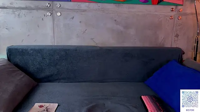 izi-fox online show from 04.16.26