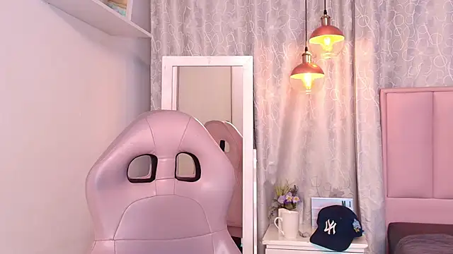 bella-green online show from 12.05.24