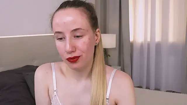 Cassie Kelman online show from 10.05.25