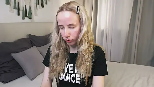 Cassie Kelman online show from 04.14.26