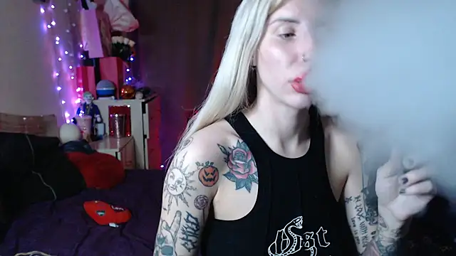 BLACKPeonyy online show from 10.20.25