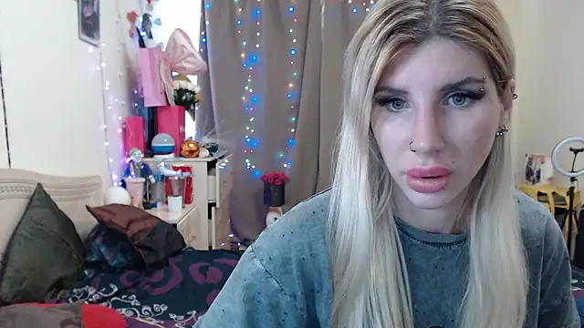 BLACKPeonyy online show from 11.03.25