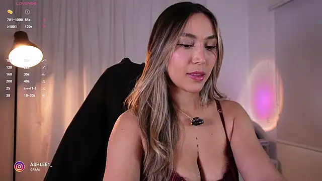 ashley2004 x online show from 07.02.26