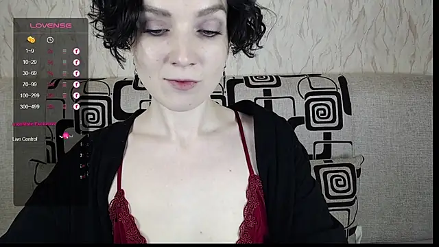 TinaWince online show from 02.22.25