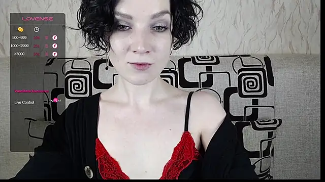 TinaWince online show from 02.28.25