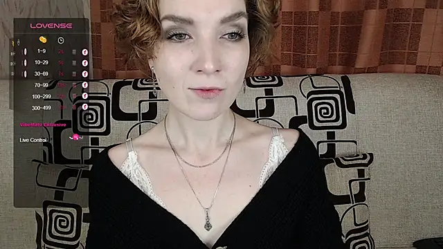 TinaWince online show from 11.28.25