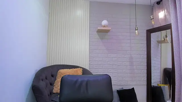  alaiasmile  online show from 01.12.25