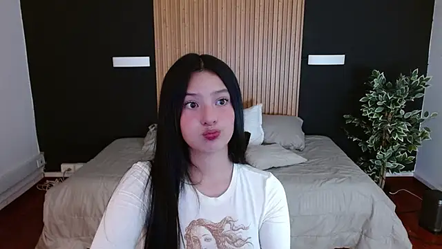 Snapshot of dafne_bss chatting on 01.16.25 dafne bss online show from 01.16.25