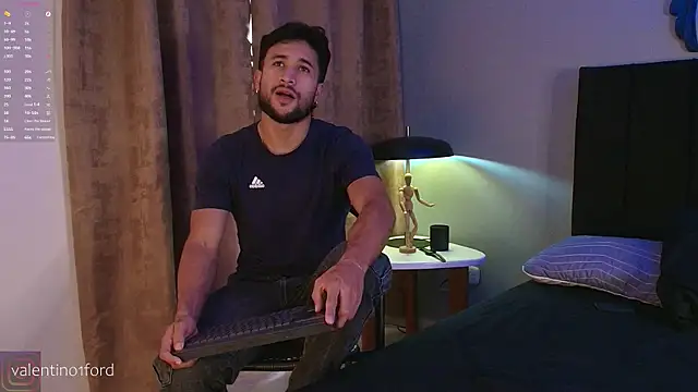 Valentinoford online show from 09.23.25