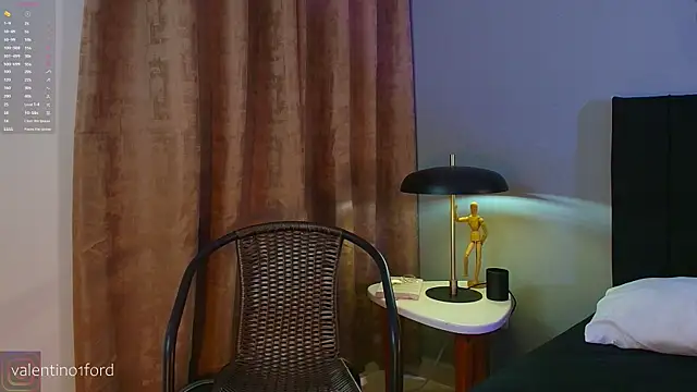 Valentinoford online show from 10.06.25