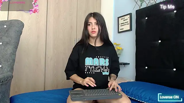 evatits 1 online show from 11.30.25