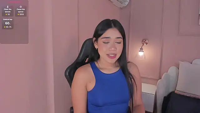 Snapshot of mara_brooks chatting on 09.19.25 mara brooks online show from 09.19.25