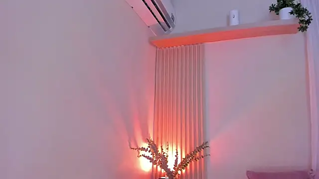 Snapshot of mara_brooks chatting on 02.12.26 mara brooks online show from 02.12.26