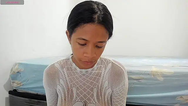Snapshot of amaia_baez chatting on 03.07.25 amaia baez online show from 03.07.25