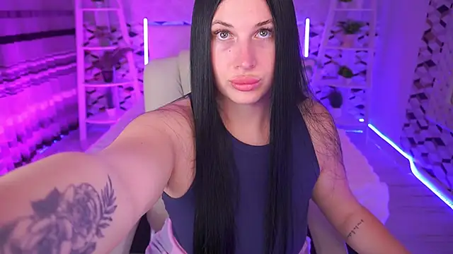 ArianaDarkk online show from 04.14.26