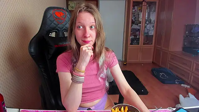 cutieMila online show from 02.10.26