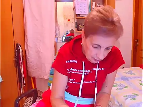 Victoria5643 online show from 09.18.25