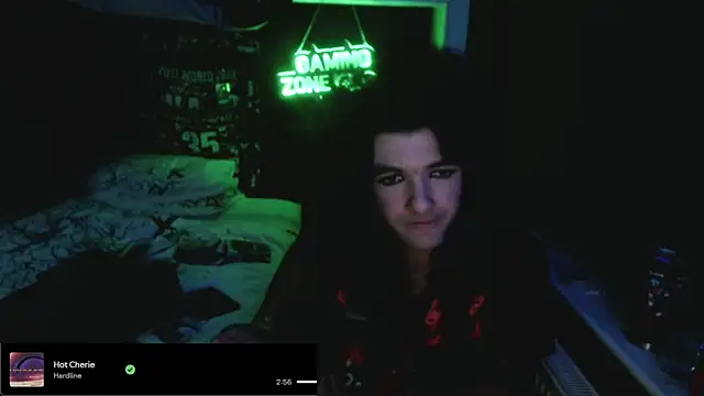 Snapshot of Rocker_Assassin66630 chatting on 10.12.25 Rocker Assassin66630 online show from 10.12.25