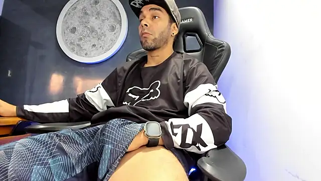 Bryan Bronx online show from 03.12.25