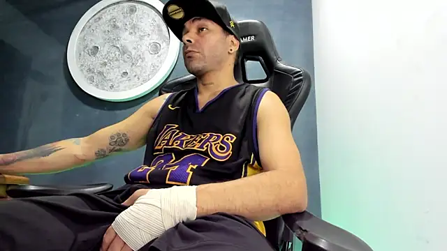 Bryan Bronx online show from 03.17.25