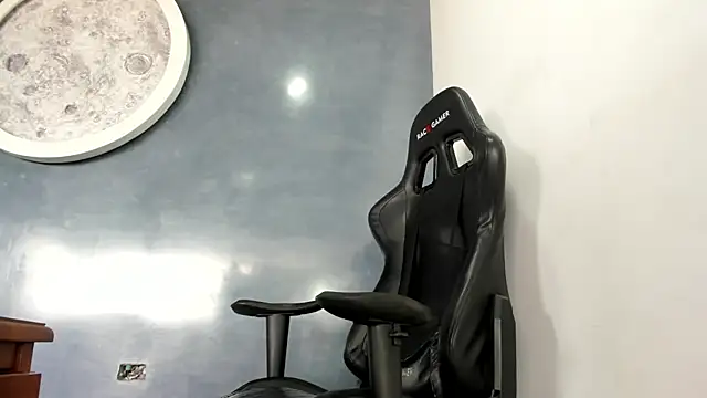 Bryan Bronx online show from 09.17.25