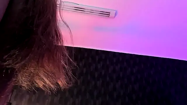 Snapshot of Anneth__M chatting on 02.04.25 Anneth M online show from 02.04.25