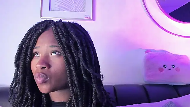 Snapshot of Anneth__M chatting on 03.16.25 Anneth M online show from 03.16.25