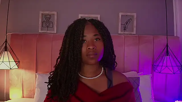 Snapshot of Anneth__M chatting on 03.18.25 Anneth M online show from 03.18.25