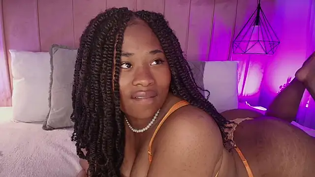 Snapshot of Anneth__M chatting on 03.18.25 Anneth M online show from 03.18.25