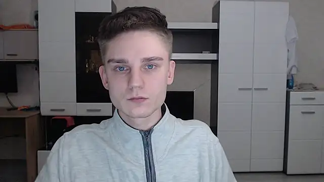 Snapshot of angryzan chatting on 12.26.24 angryzan online show from 12.26.24