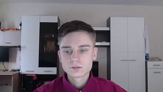 Snapshot of angryzan chatting on 12.27.24 angryzan online show from 12.27.24