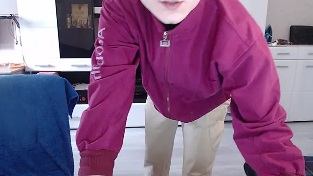 Snapshot of angryzan chatting on 01.10.25 angryzan online show from 01.10.25