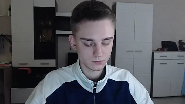 Snapshot of angryzan chatting on 02.03.25 angryzan online show from 02.03.25