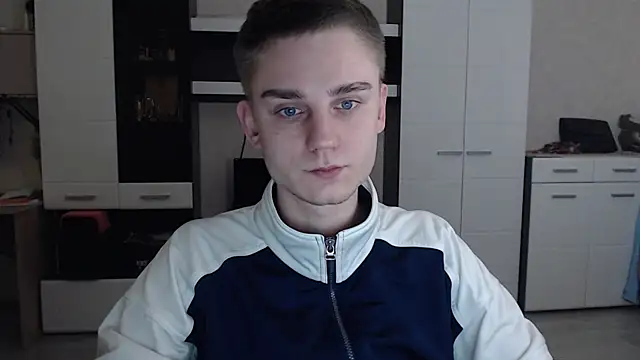 Snapshot of angryzan chatting on 02.03.25 angryzan online show from 02.03.25