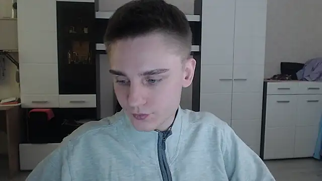 Snapshot of angryzan chatting on 02.07.25 angryzan online show from 02.07.25