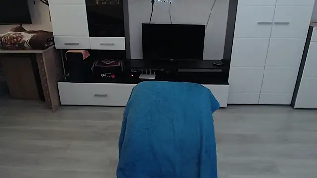 Snapshot of angryzan chatting on 10.08.25 angryzan online show from 10.08.25