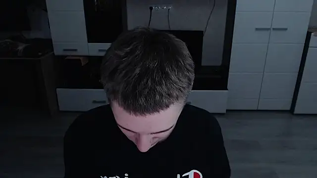 Snapshot of angryzan chatting on 10.14.25 angryzan online show from 10.14.25